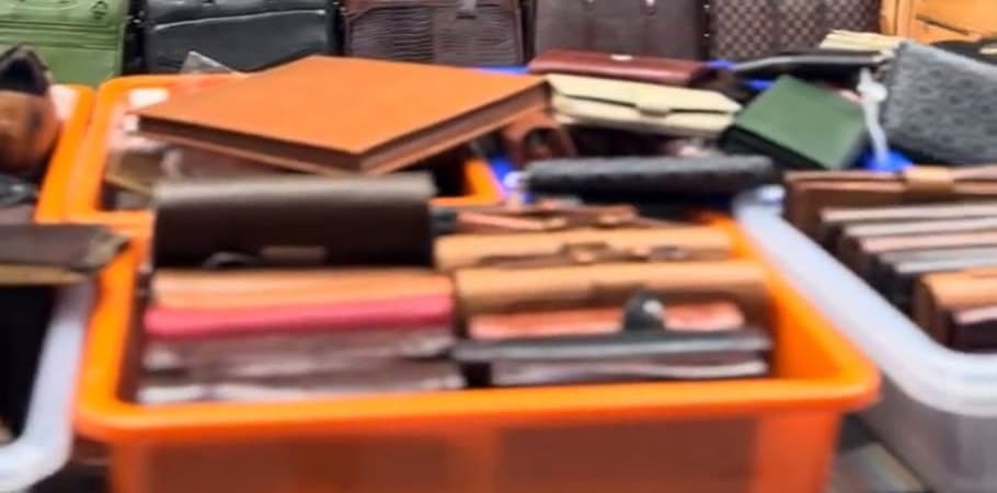 Leather wallets and folios in brown, tan and black